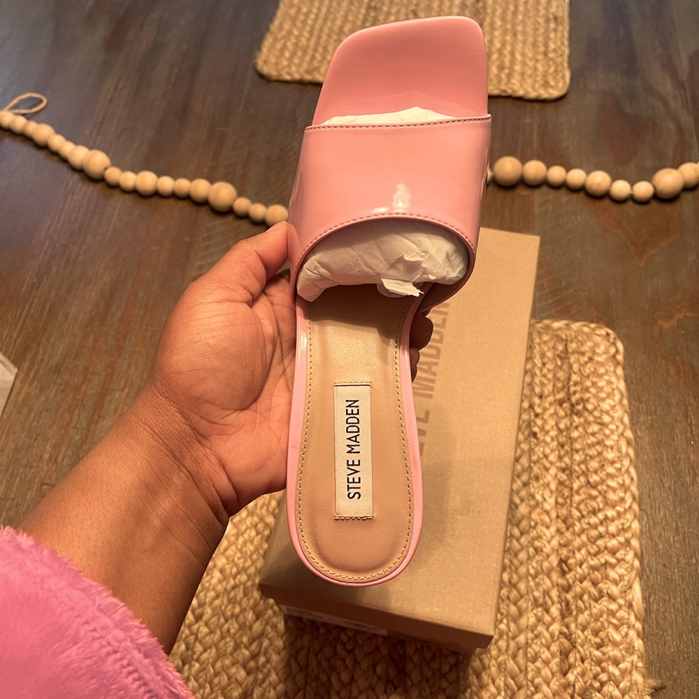 Steve Madden light pink mule